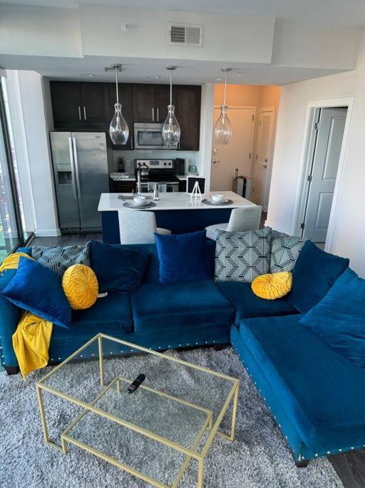 High Rise W Skyline View Pvt Balcony N Concierge * Atlanta